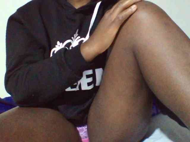 Sexyyves webcam
