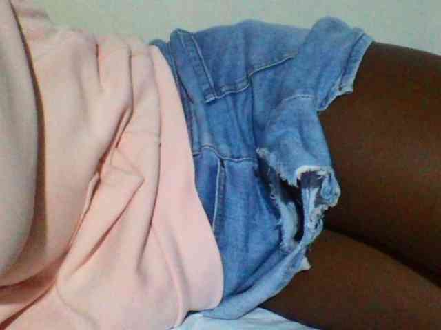 Sexyyves webcam
