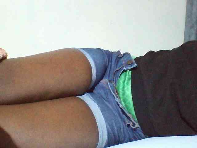 Sexyyves webcam