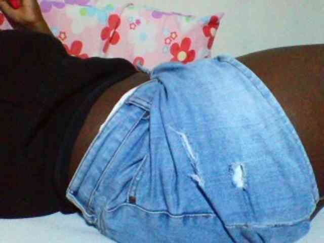 Sexyyves webcam