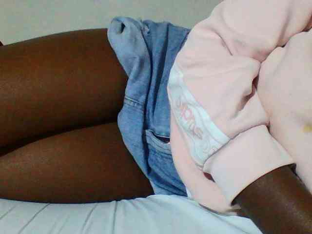 Sexyyves webcam