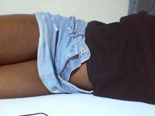 Sexyyves webcam