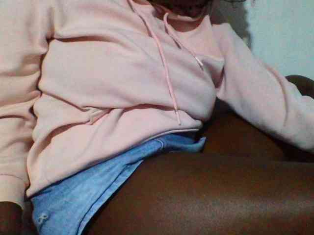 Sexyyves webcam