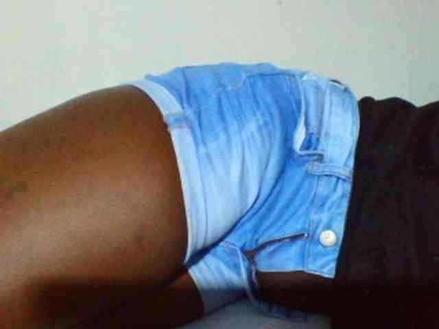 Sexyyves webcam