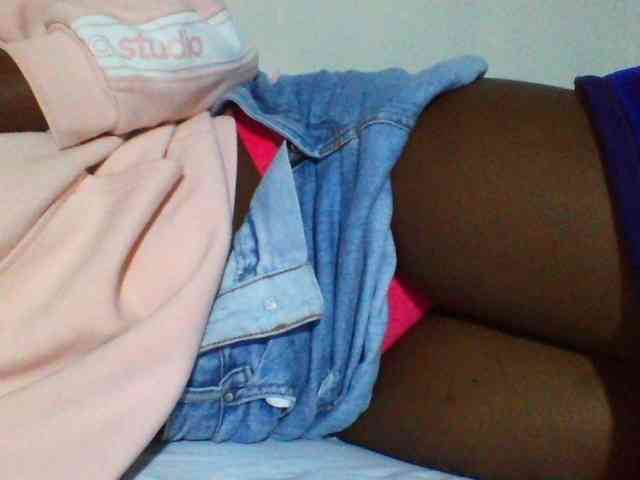 Sexyyves webcam