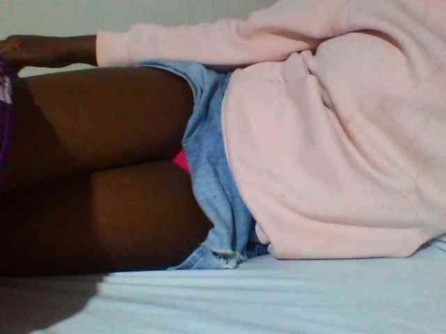 Sexyyves webcam