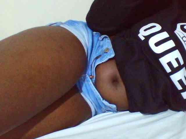 Sexyyves webcam