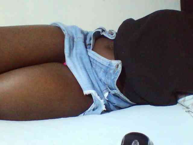 Sexyyves webcam