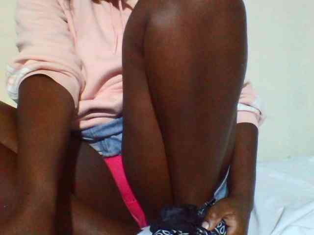 Sexyyves webcam
