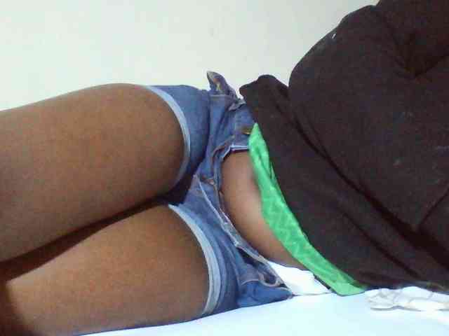 Sexyyves webcam