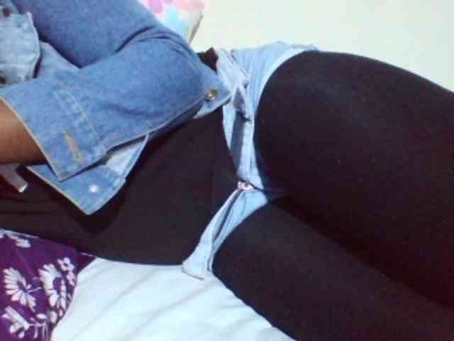 Sexyyves webcam