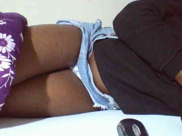Sexyyves webcam