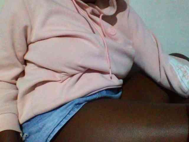 Sexyyves webcam