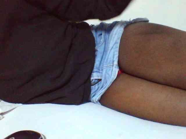 Sexyyves webcam