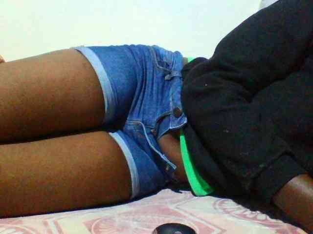 Sexyyves webcam
