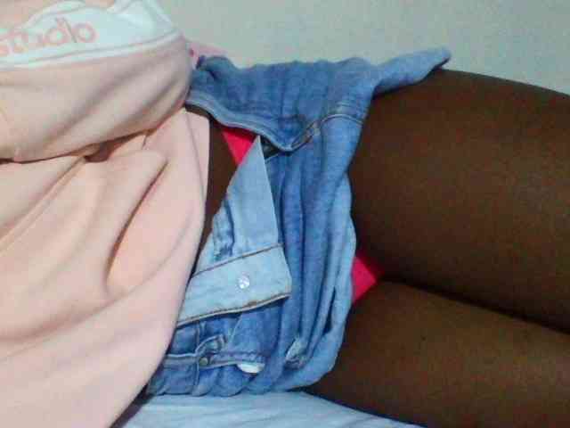 Sexyyves webcam