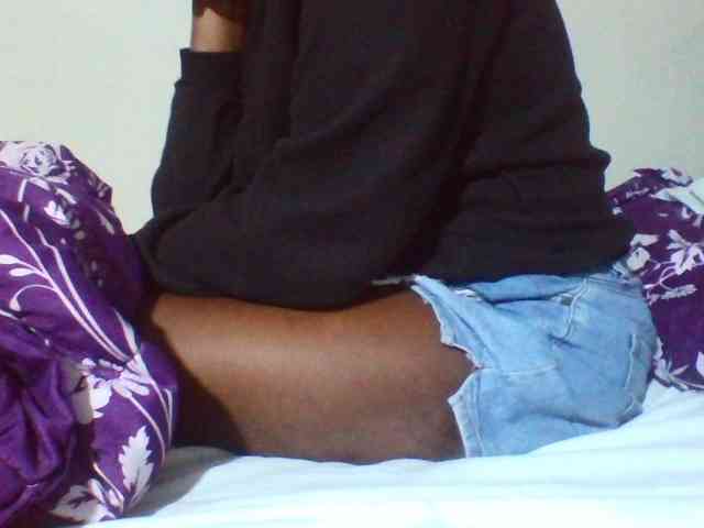 Sexyyves webcam