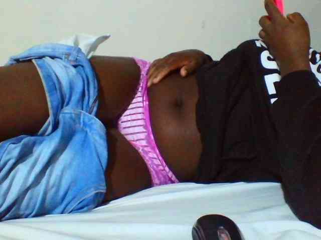 Sexyyves webcam