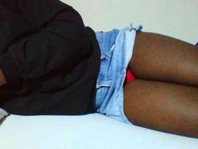 Sexyyves webcam