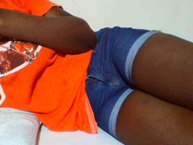 Sexyyves webcam