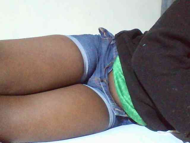 Sexyyves webcam