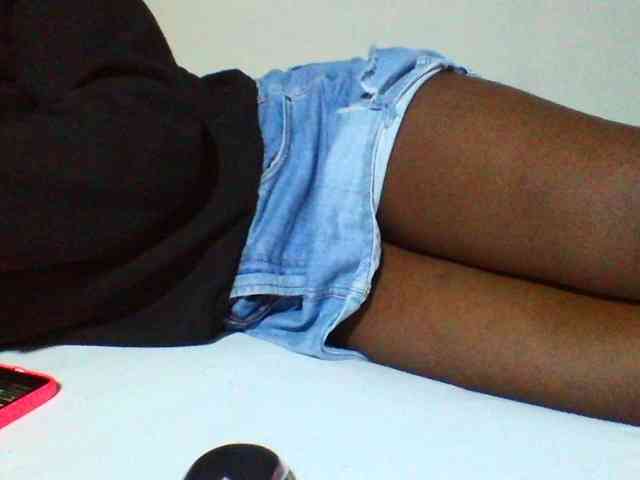 Sexyyves webcam