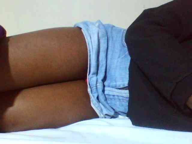 Sexyyves webcam