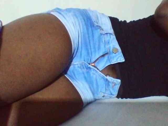 Sexyyves webcam