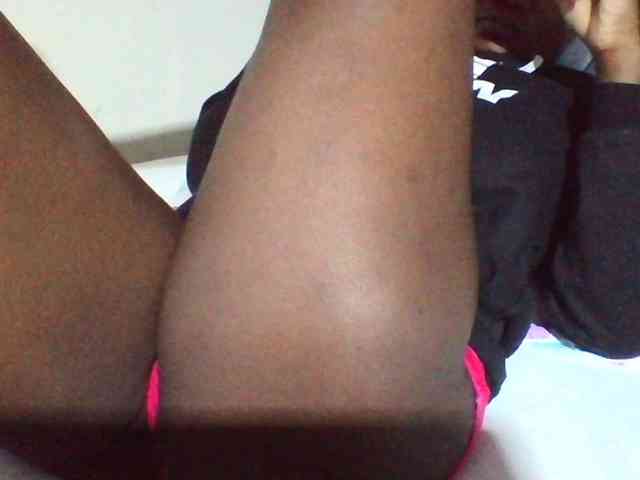 Sexyyves webcam