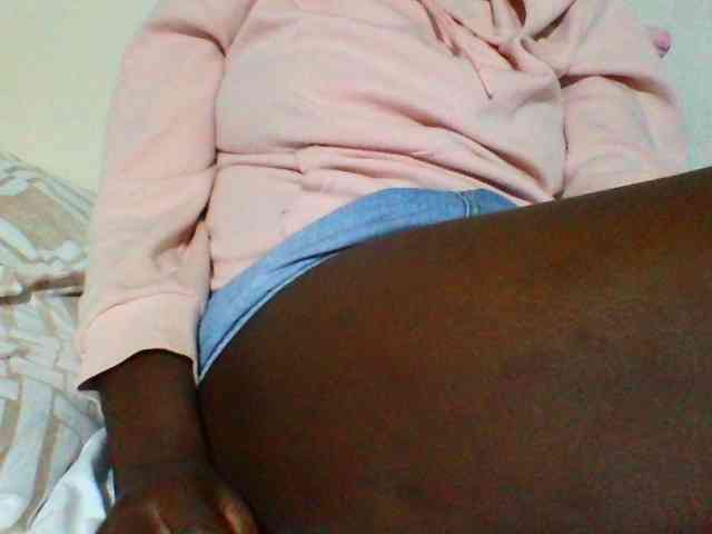 Sexyyves webcam