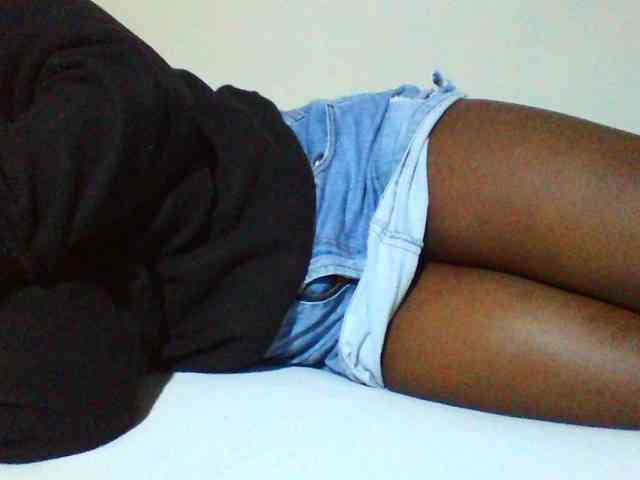 Sexyyves webcam