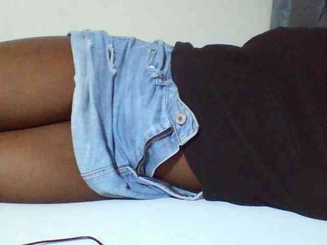 Sexyyves webcam