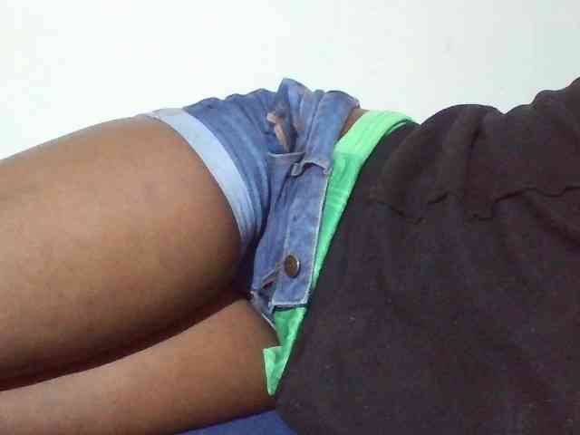 Sexyyves webcam
