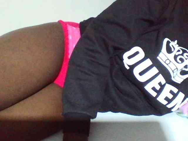 Sexyyves webcam