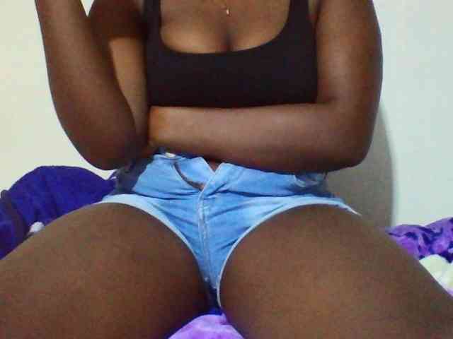 Sexyyves webcam