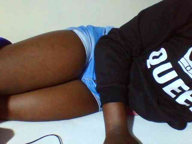 Sexyyves webcam