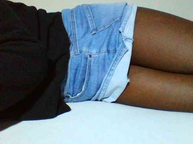 Sexyyves webcam