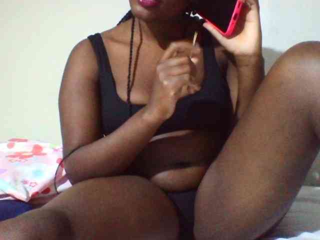 Sexyyves webcam