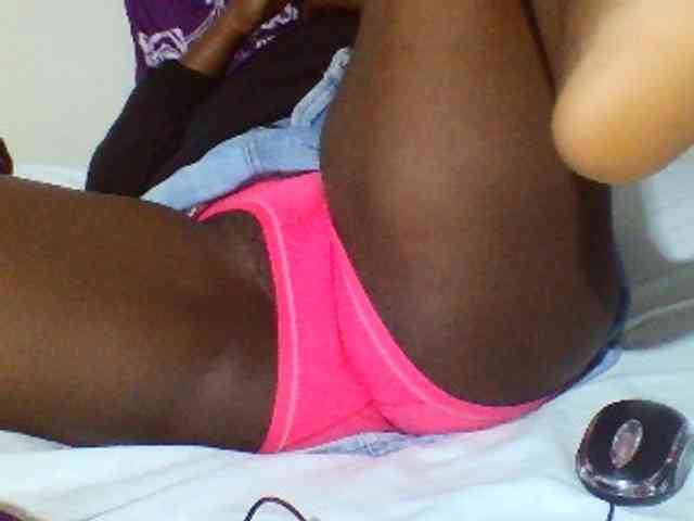 Sexyyves webcam