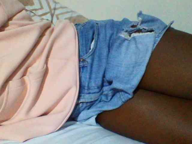 Sexyyves webcam