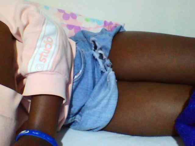 Sexyyves webcam