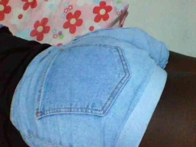 Sexyyves webcam