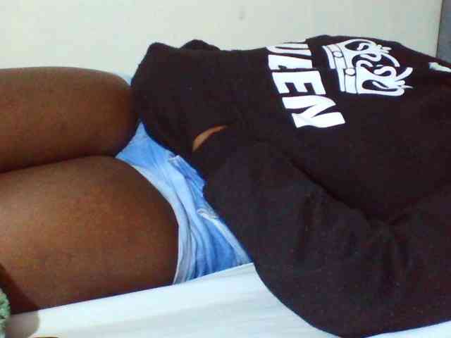 Sexyyves webcam