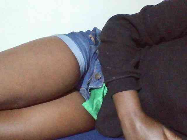 Sexyyves webcam