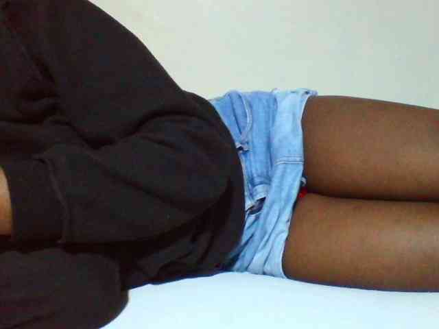 Sexyyves webcam