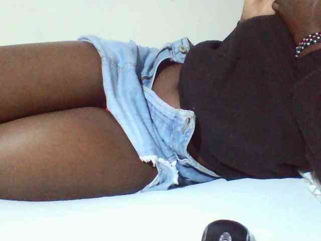 Sexyyves webcam