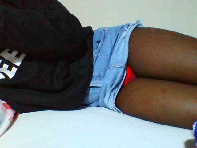 Sexyyves webcam