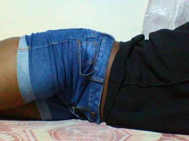 Sexyyves webcam