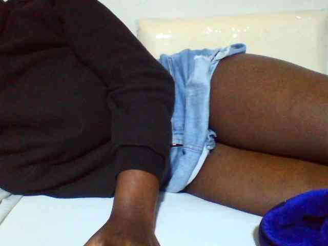 Sexyyves webcam