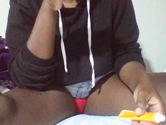 Sexyyves webcam
